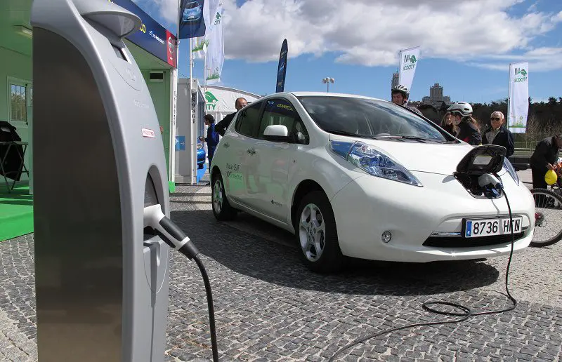 electric vehicle