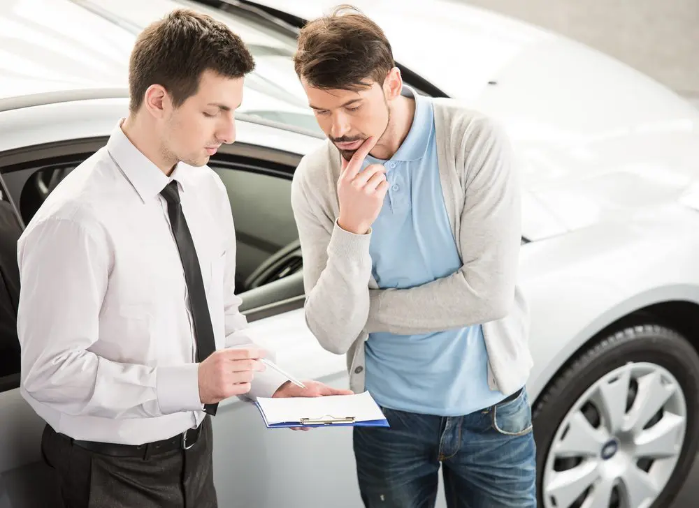 Auto salespeople