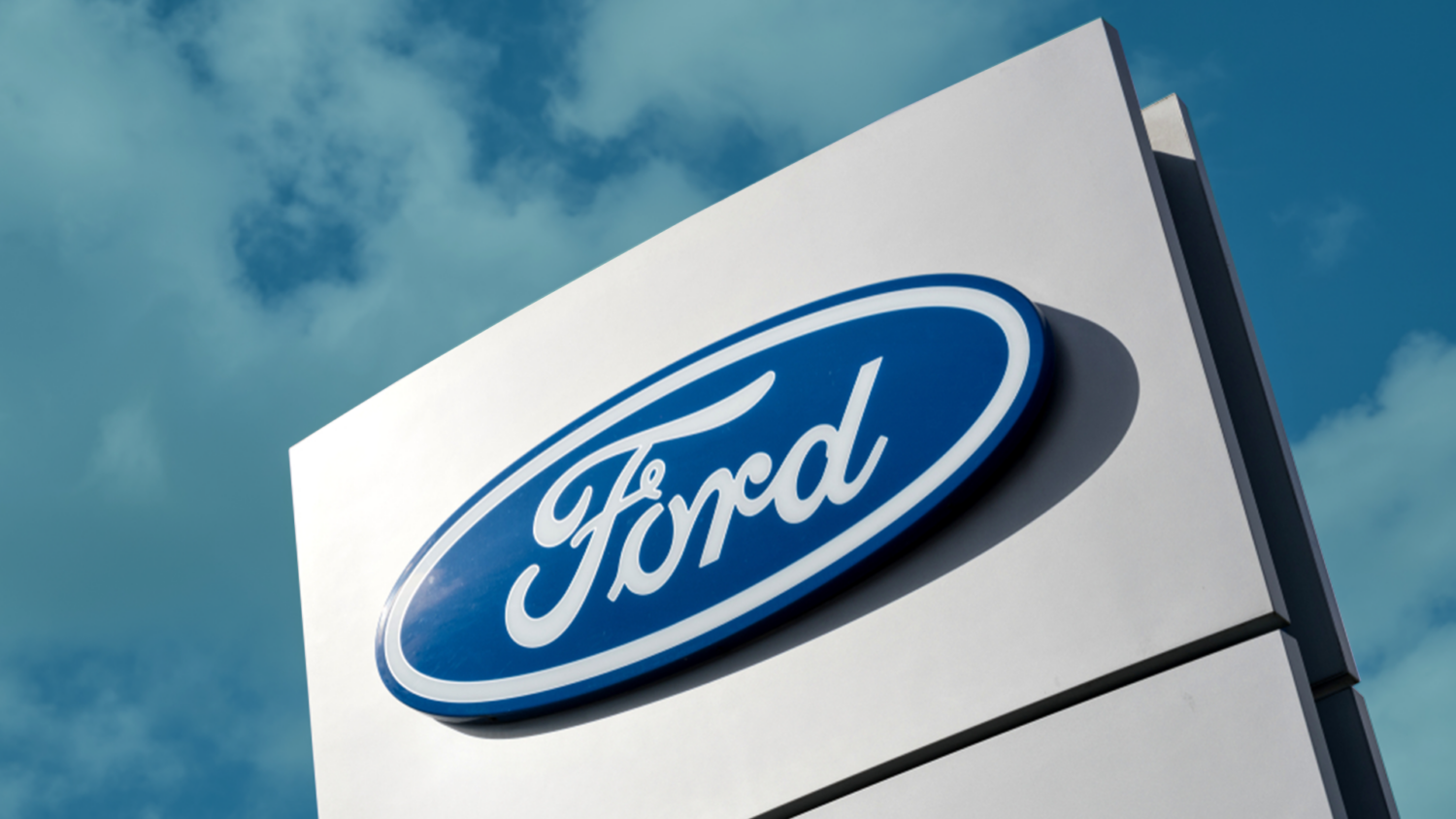 Ford Versata