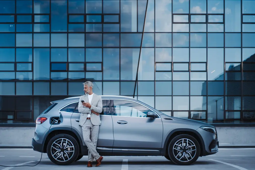 A new J.D. Power report indicates that electric vehicle drivers have grown increasingly frustrated over OEM-created apps