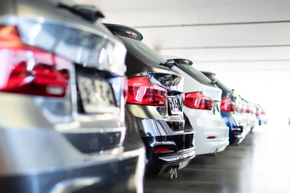 Edmunds predicts that quarterly new vehicle sales will finish strong thanks to pent-up demand and more buyer-friendly pricing.