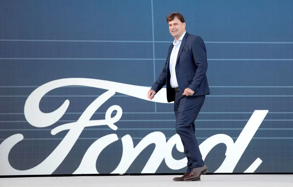 Ford outperformed analyst expectations for the second quarter, posting higher year-over-year revenue and increasing its earnings forecast.