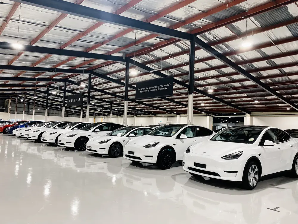 Electric vehicle inventory rose to new heights over the second quarter, dwarfing supplies of gas-powered cars in the U.S.