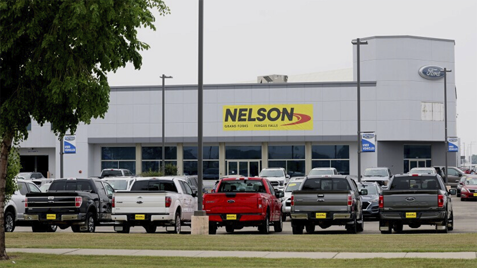 M&A activity has remained strong over the past few weeks, with Group 1 Automotive and other dealer groups making notable buy/sell deals.