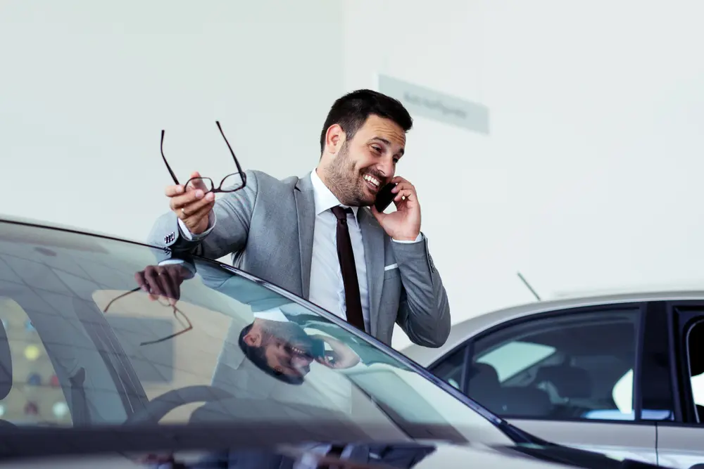 Establishing a connection with car buyers over the phone involves multiple elements, like active listening, empathy, cleÂar communication.