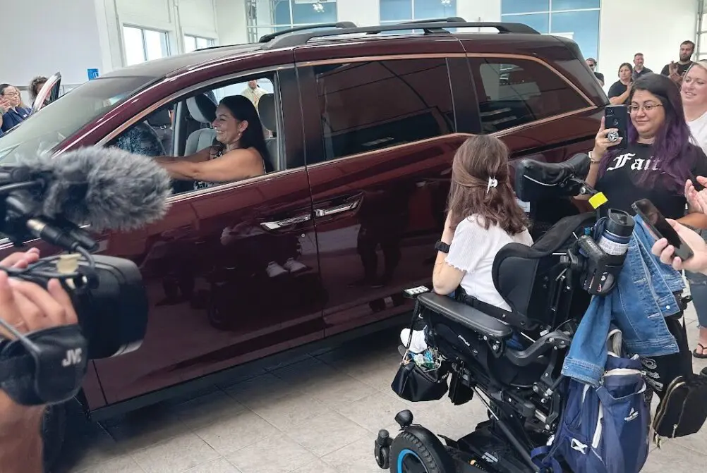 A Rhode Island Honda dealership has donated a wheelchair-accessible van to a local college student with spinal muscular atrophy.