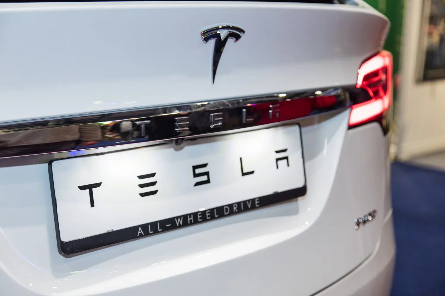 Tesla emerged victorious in its first U.S. trial concerning allegations that its Autopilot driver assistance feature caused a fatal accident.
