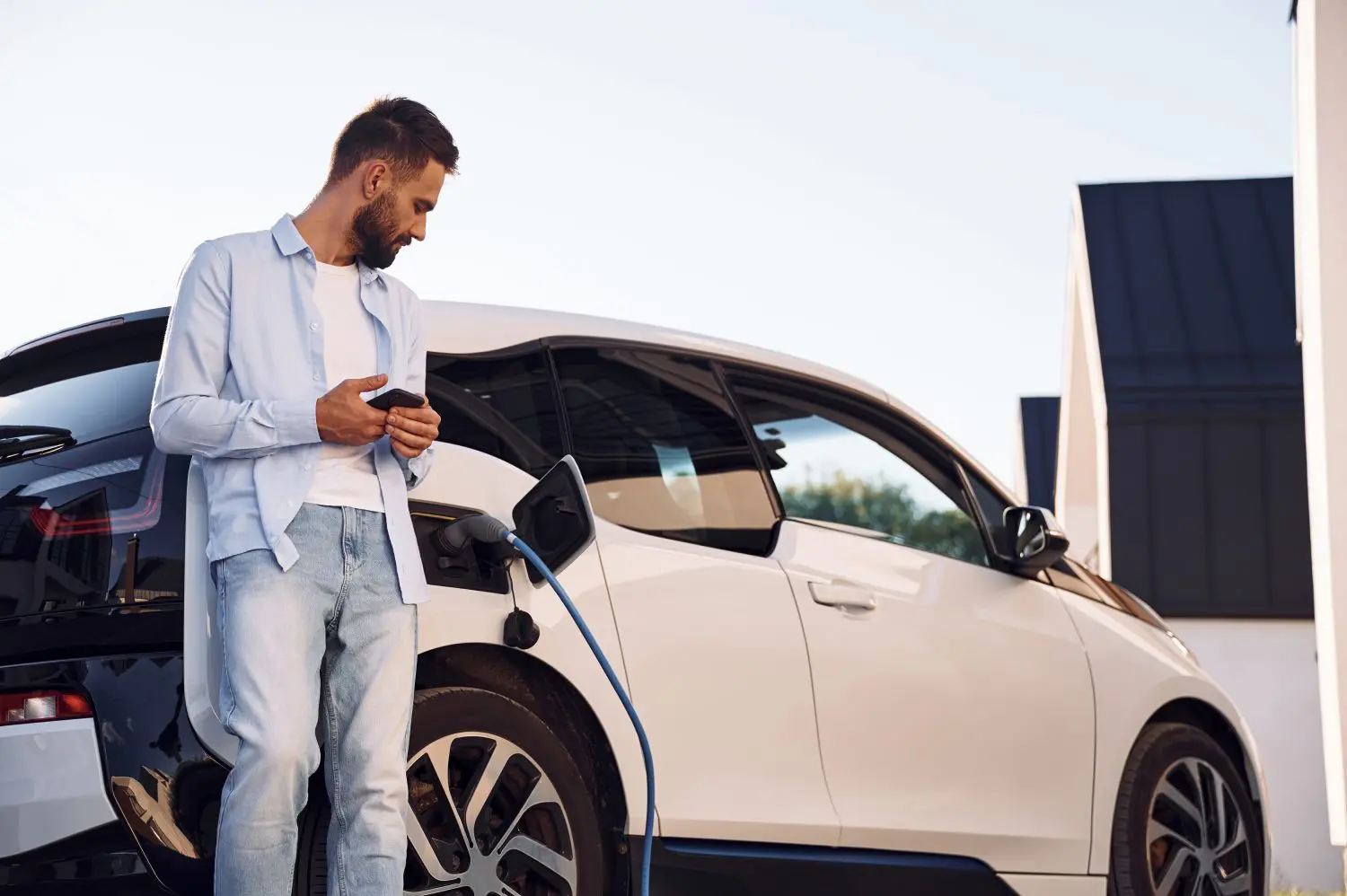 New and used vehicles are selling more slowly and for less money than in 2022, noted a recent iSeeCars analyst. Used cars have fell by 33.7%