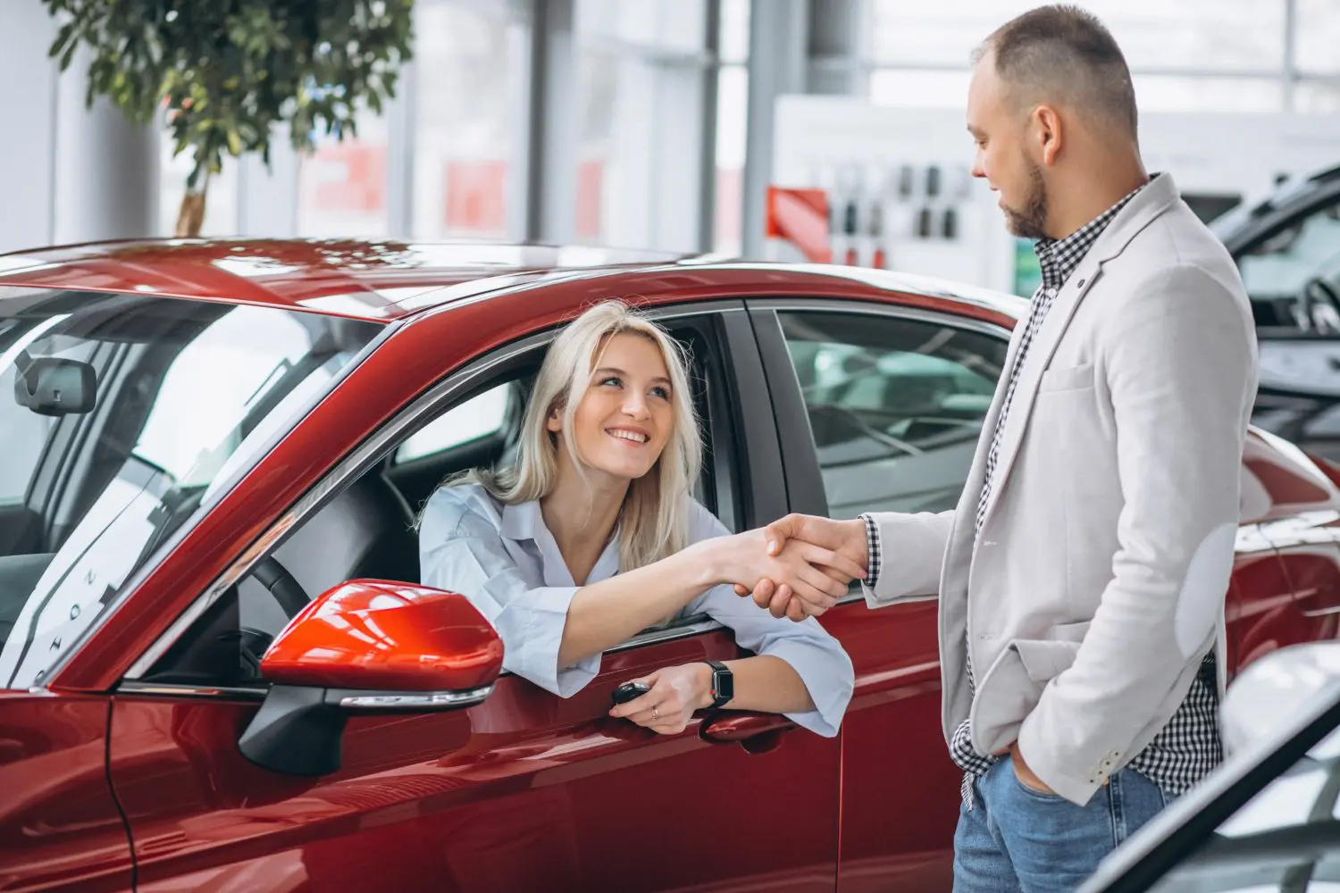 According to an analysis by Kelley Blue Book, the ATP for new vehicles in the United States decreased by 2.6% in January 2024.