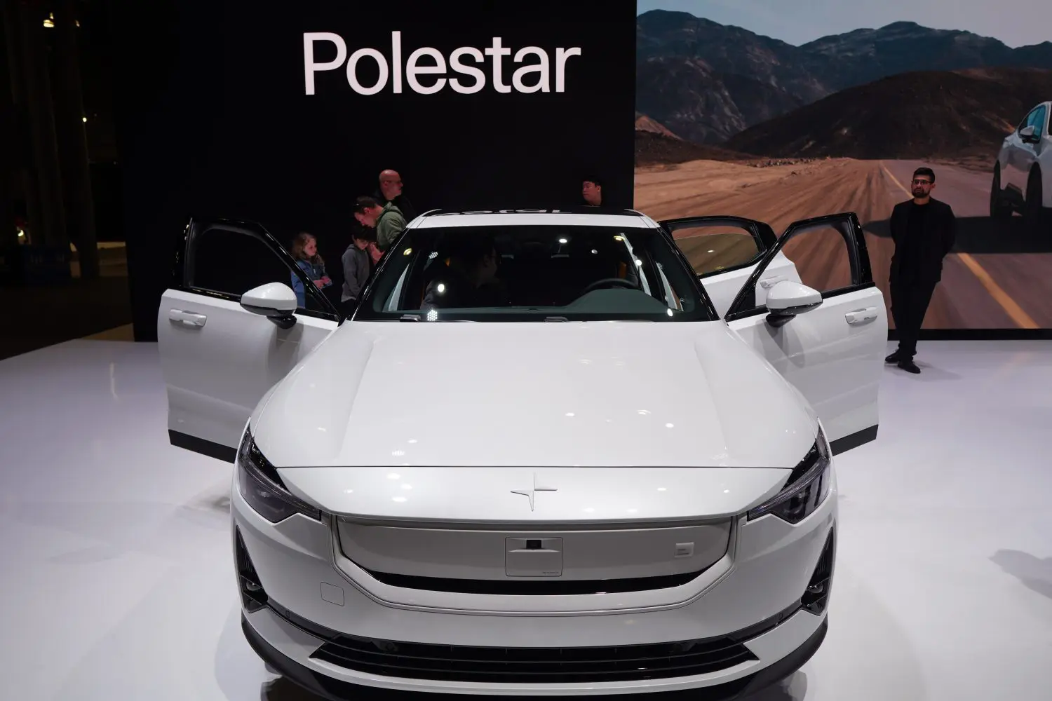 Polestar, the electric vehicle maker, announced today that it has secured a 12-month loan facility of up to $450 million.