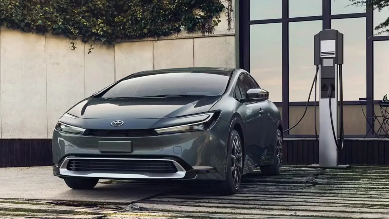 Toyota is intensifying its focus on PHEVs, aiming to increase its share of U.S. sales to approximately 20% by 2030