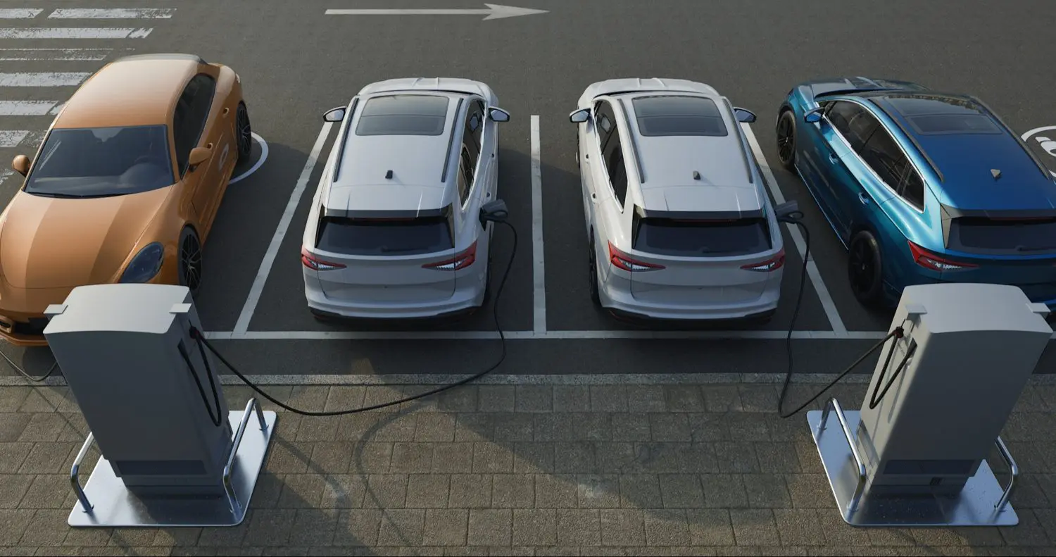 In April, the electric vehicle (EV) market showed clear signs of divergence: new EV sales declined, while used EVs posted record growth.