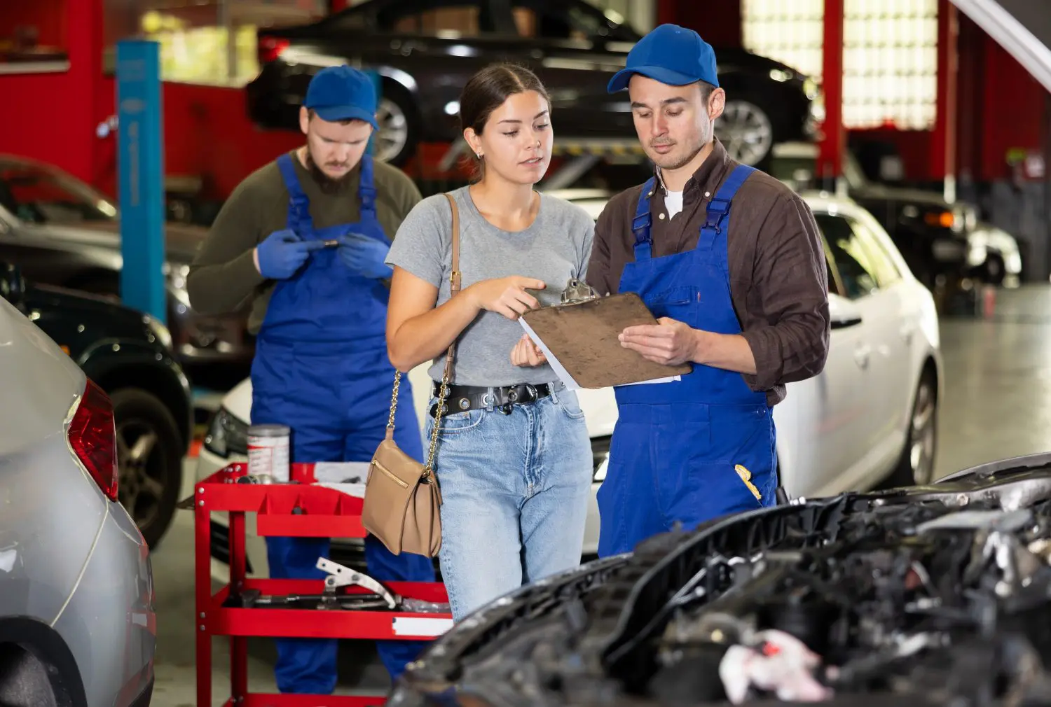 The modern fixed operations leader isn't just managing technicians and advisors—they're managing informaton, in real-time.