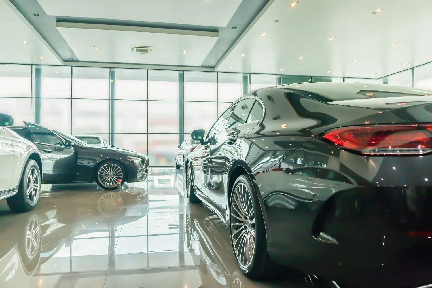The used car market is in the middle of a transformation. Dealers are balancing traditional gasoline-powered inventory with resales of EVs.