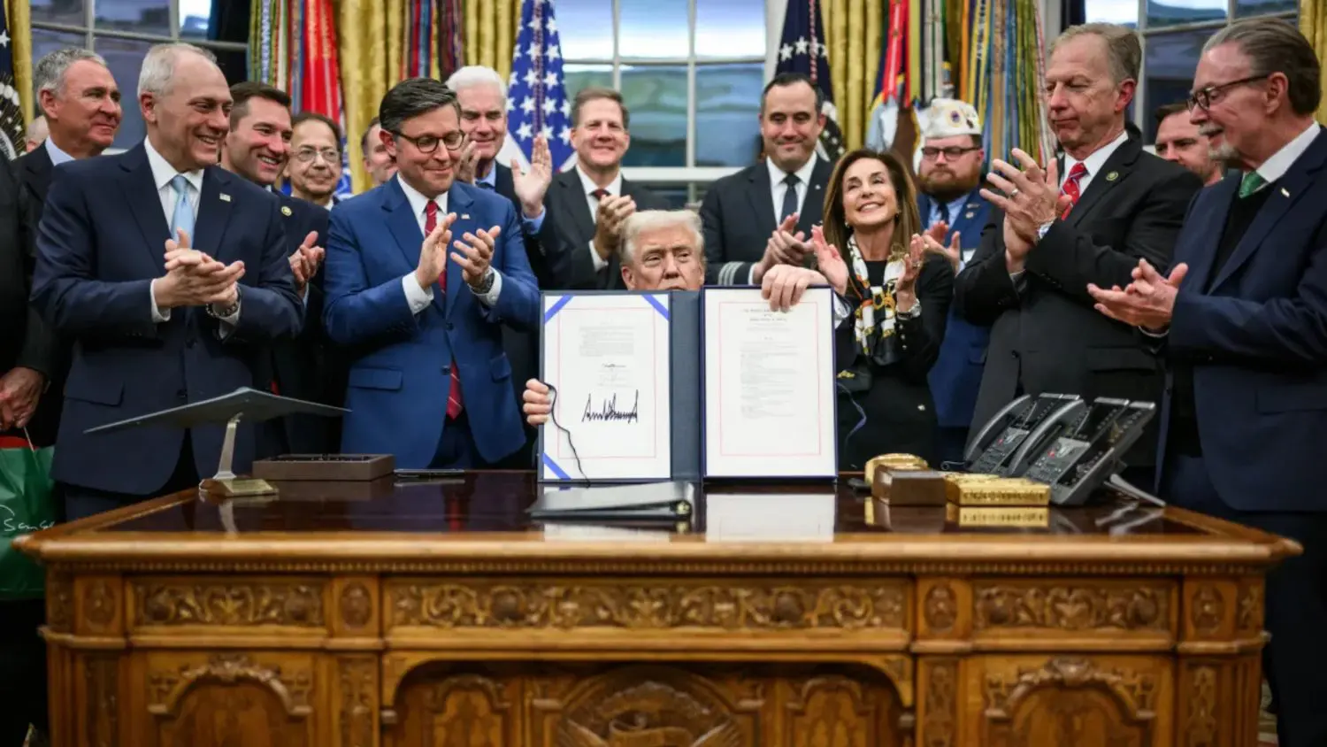 Federal government, shutdown