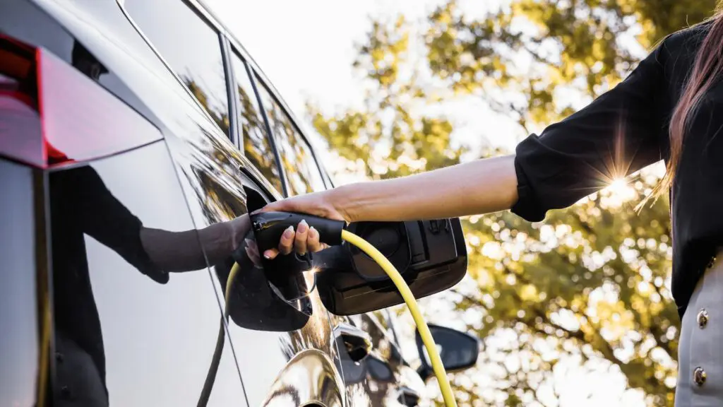 California advances EV mandates and incentives
