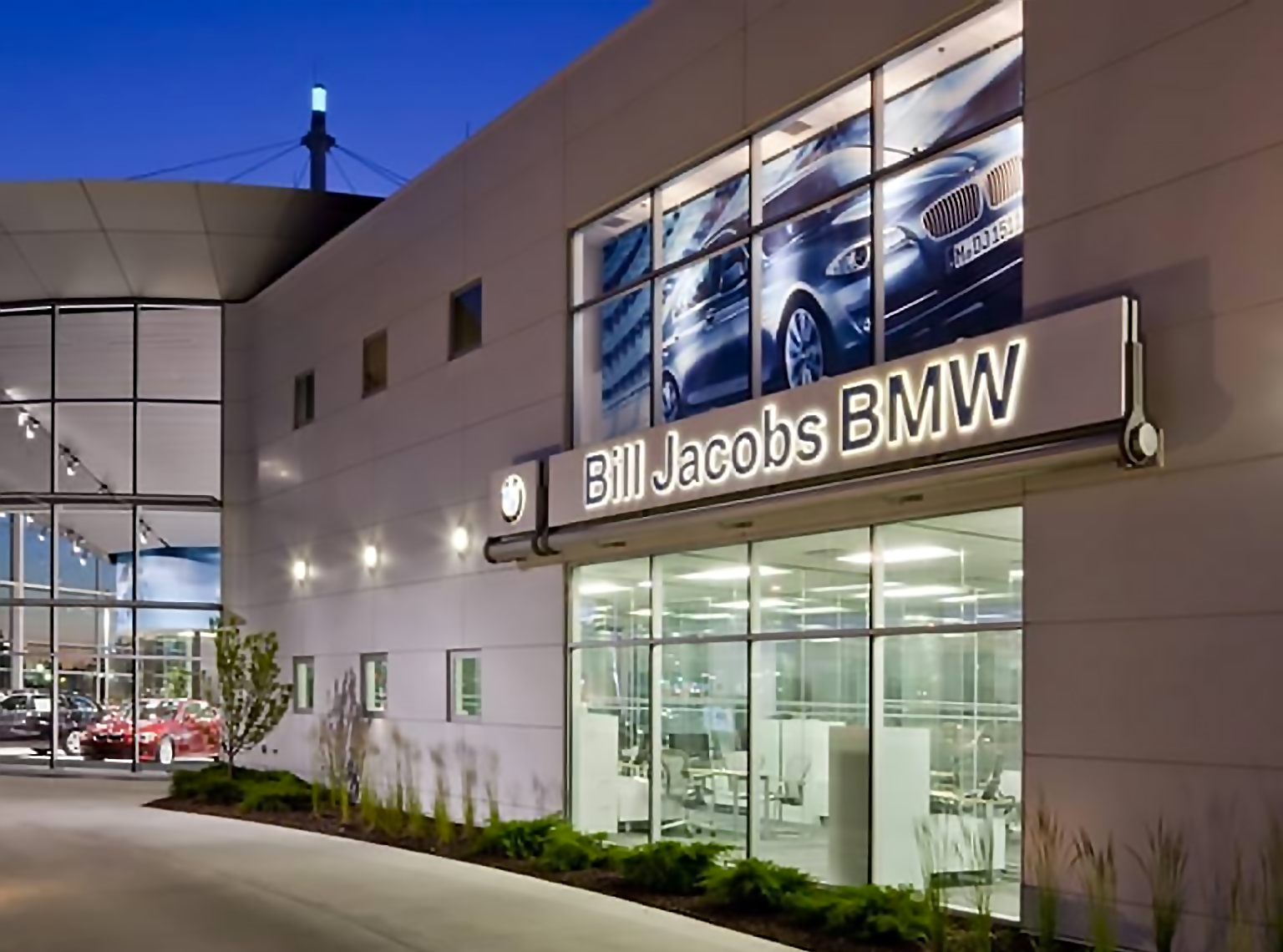 Bill Jacobs BMW Makes Donation to Protect First Responders and RMHC