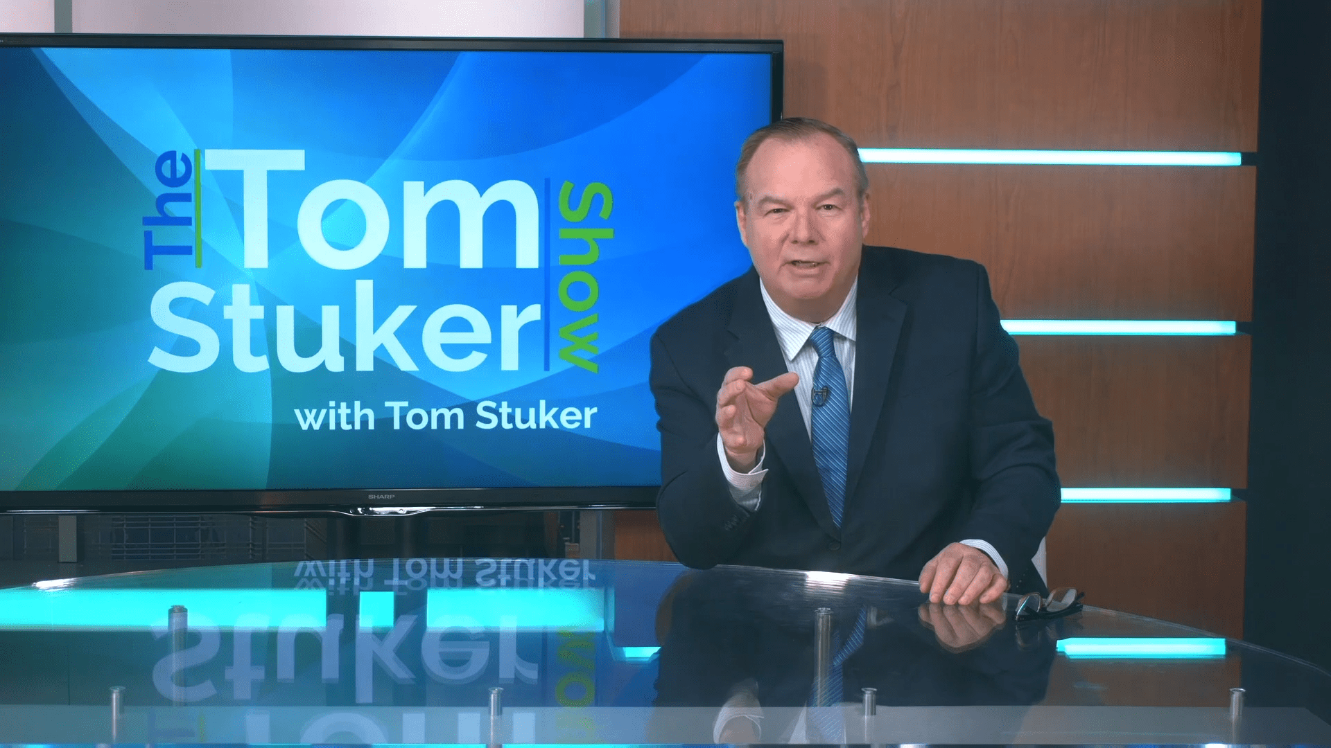 How to Move the Customer From Their Keyboard to Your Showroom customer