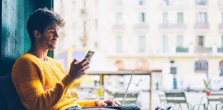 Seamless mobile experience in service a customer expectation in 2021