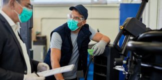 Vaccine mandate will affect thousands of workers in auto industry mandate