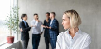 5 strategies to diffuse tension in the car dealership tension