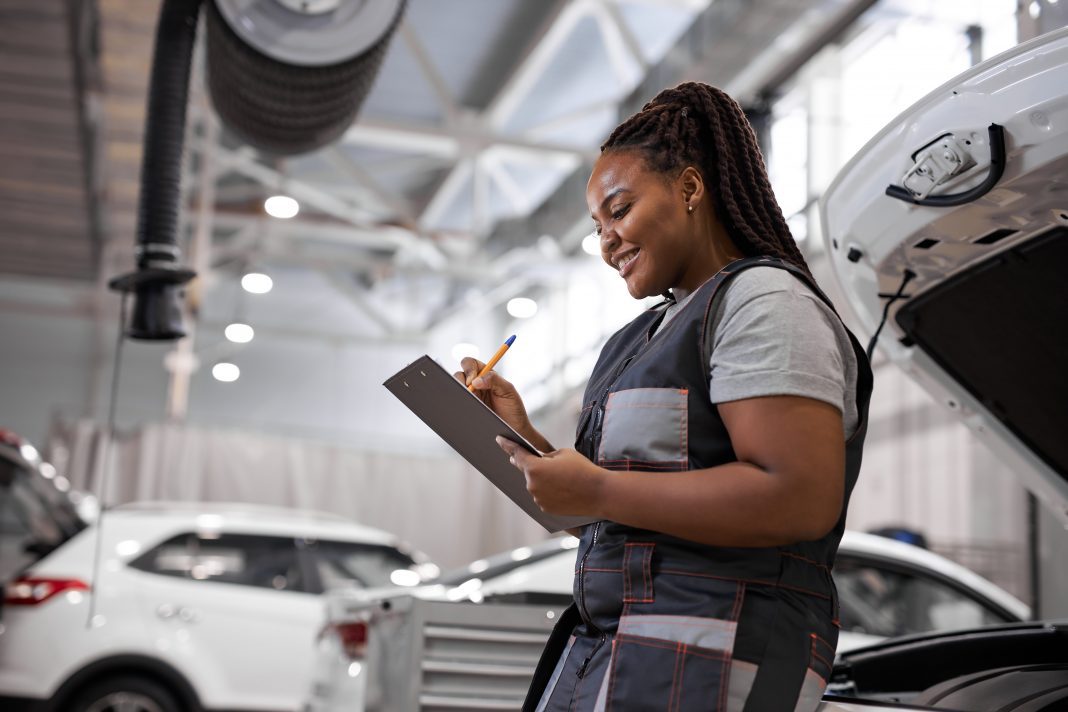 women auto technicians 