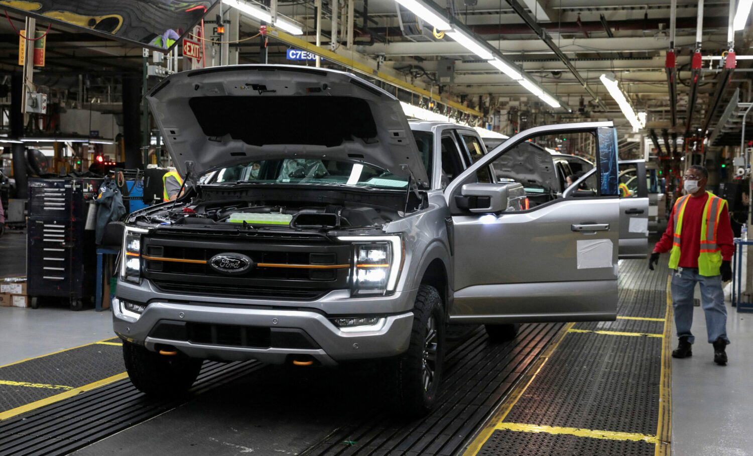 Ford says it could face $1 billion in extra supplier costs thanks to ...