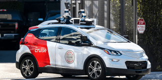 Robotaxi startups Waymo and Cruise press on while other AV companies fold Cruise Waymo