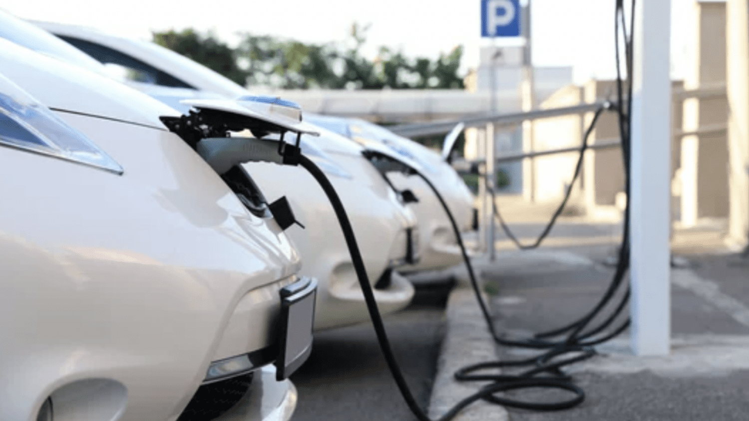 Marketing tips for electric cars and alternative-fuel auto advertisers