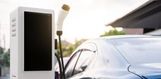 Advantages and disadvantages of selling electric cars at your dealership electric dealerships