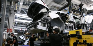 Lucid’s projected revenue falls short in 2023, prepares for increased EV production Lucid EV production