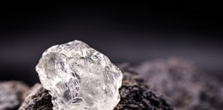 Is there enough lithium? Why analysts are worried about the future of EVs Petalite, petalite or castorite is an important mineral for obtaining lithium, battery industry, lithium source