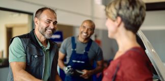 How to break down communication silos between departments in the dealership Breaking down communication silos between departments in your dealership can lead to increased collaboration, better decision-making, and improved productivity.