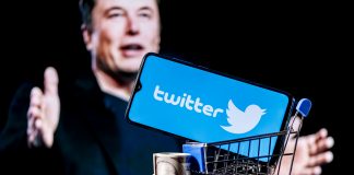 Judge tosses out lawsuit targeting Musk’s Twitter buyout A judge has denied a shareholder-led lawsuit targeting Tesla CEO Elon Musk over his handling of last year's Twitter buyout