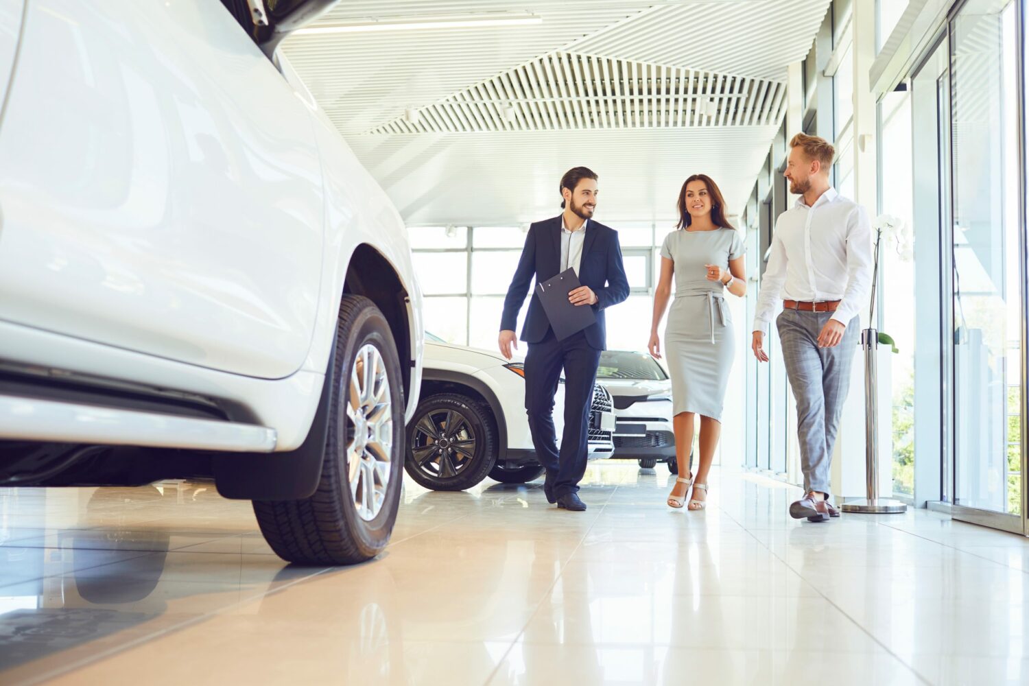 Prioritizing customer e­motions is vital for building trust, fostering healthy relationships and driving results in automotive sale­s