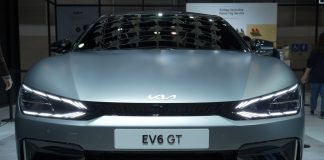 Electric vehicle models struggling to maintain last year’s sales pace Registration data from Experian suggests that legacy automakers are struggling to build momentum in the electric vehicle market.