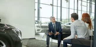 More cash deals than ever in ’23—How to turn a negative into a positive Automotive industry experts at Experian have reported a leveling off of new car cash deals but a rise for used car transactions.