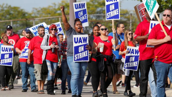 United Auto Workers president Shawn Fain responded to layoff threats affecting 2,600 workers at two Ford and GM plants over the weekend.