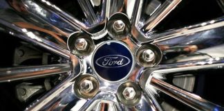 Ford pauses construction of $3.5 billion EV battery plant in Michigan Detroit automaker Ford halted construction of a $3.5 billion EV battery plant in Marshall, Michigan, on September 25 amidst months of disputes with locals, Republicans in Congress over its intended use of Chinese technology, and a strike by the auto industry- now in its second week