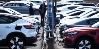 New study shows how EV batteries degrade in different temperatures used EV