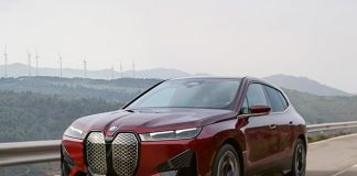 BMW breaks quarterly electric vehicles sales record BMW broke its previous electric vehicle sales record in the U.S. as overall sales rose 8% year-over-year during the third quarter.