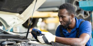 5 trends impacting your fixed ops profits and how to address them The world of fixed ops is changing rapidly. If you don’t pay attention to the latest trends, you could find yourself lagging behind.