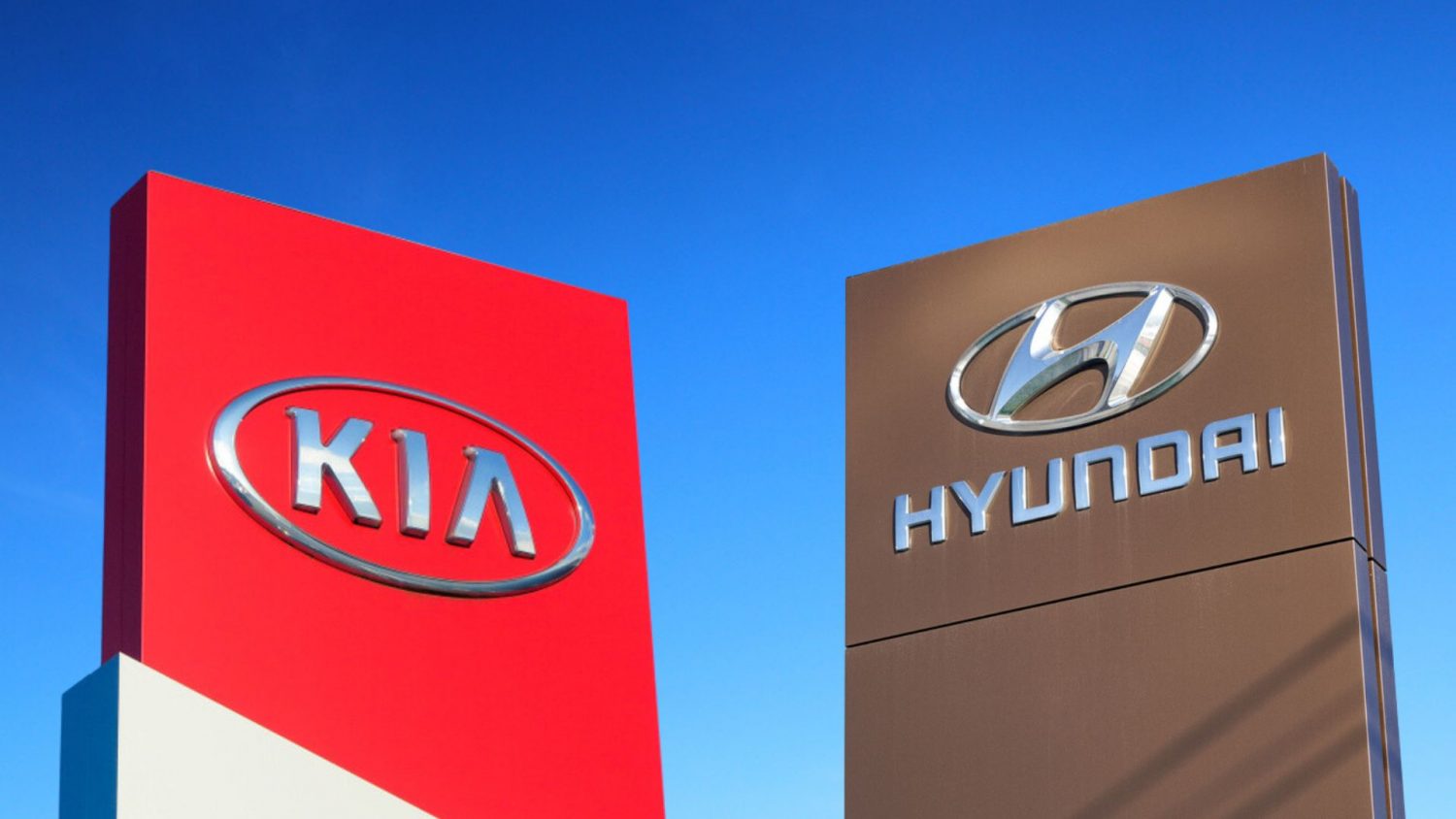 Kia and Hyundai both saw impressive sales in September, but trended in opposite directions over the third quarter.