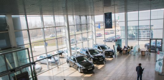 Edmunds affordability Cox Automotive reports that new car supply rose to a two-year high by the start of October, despite the ongoing United Auto Workers strike.