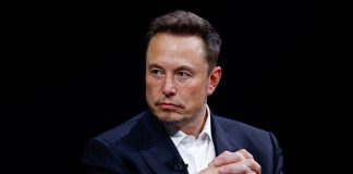 Tesla sues Sweden as striking workers block license plate deliveries This legal challenge follows a series of union-led actions against Tesla in Sweden, including a strike by metalworkers' union IF Metall.