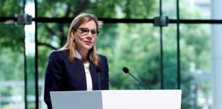 GM reports $1.1 billion hit from UAW strike but raises dividend, adjusts financial outlook Despite this setback, GM remains optimistic, planning to cover the costs of its new contract with the UAW and even increase its dividend.