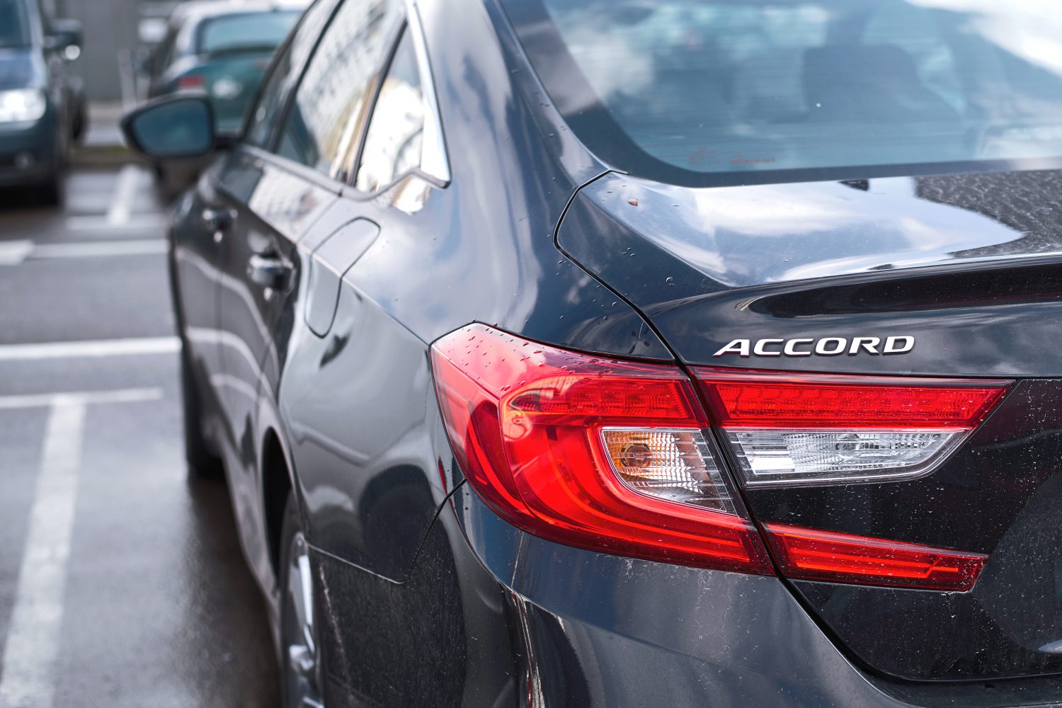 According to notices, Honda and Stellantis issued a recall for more than 300,000 Accords, HR-V, and hybrid Jeep Wrangler SUVs. 