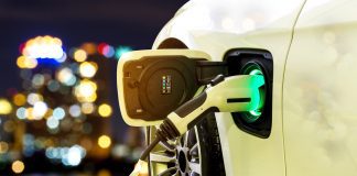 Canada joins U.S. in setting ZEV sales mandate Canada has joined the U.S. in implementing a zero-emissions vehicle mandate, aiming to make all new cars emission-free by 2035.