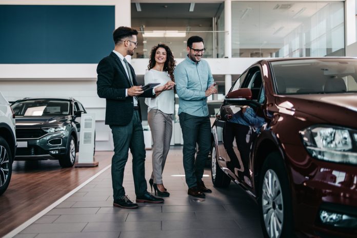 Shoppers rated their car buying experience more highly in 2023 than in 2022, reversing course after two consecutive years of declines.