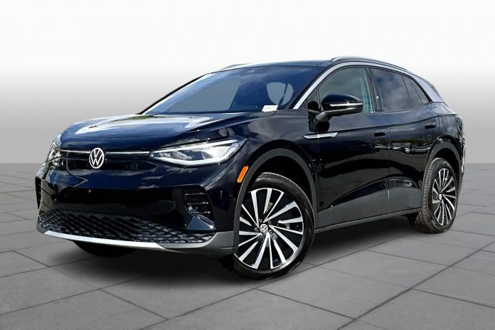 Volkswagen is sparking interest with a massive sale on the 2023 ID.4 AWD Pro S Plus, offering a substantial $13,000 discount on new lease deals.